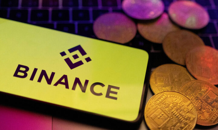 União Europeia questiona Binance sobre a manutenção de operações sem licença no bloco