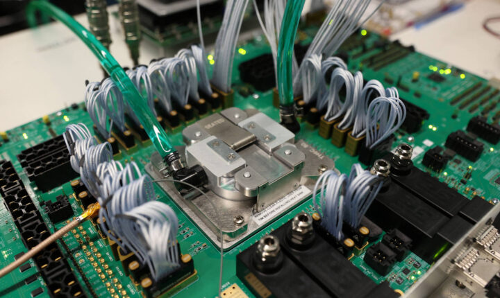 Broadcom emprestará até US$ 42 bilhões à Anthropic para locação de chips