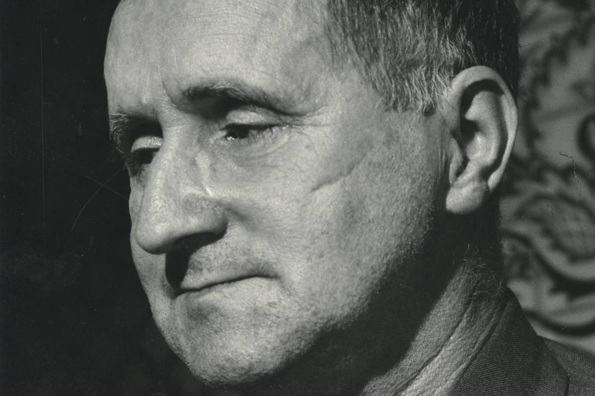 Peça de Brecht sobre Galileu interroga o exercício do poder e os limites da ciência
