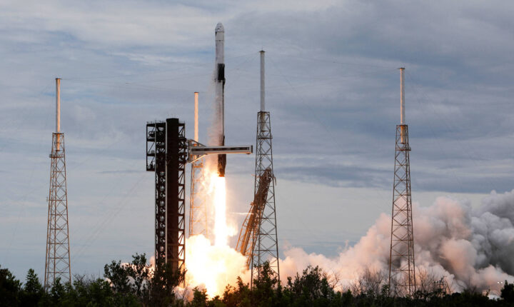 SpaceX deixa Nasa e clientes à beira da estrada com foco no Starship