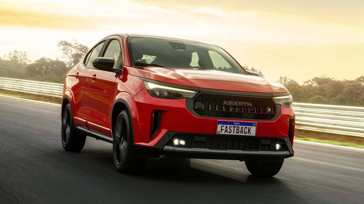 Fastback Abarth e Yaris Cross lideram categoria de SUVs compactos no Ranking Folha Mauá
