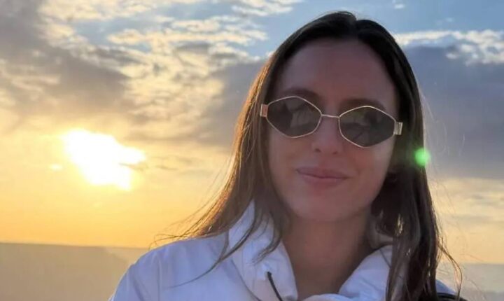 Atriz brasileira é presa pelo ICE em aeroporto de Los Angeles e permanece detida há mais de um mês