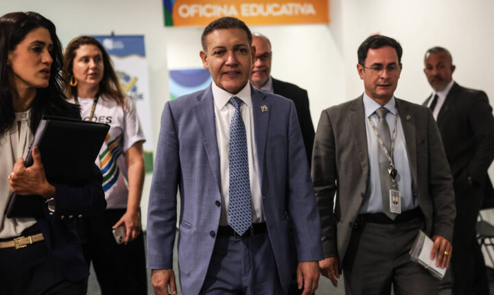 TSE assegura que não há indícios de interferência internacional no pleito