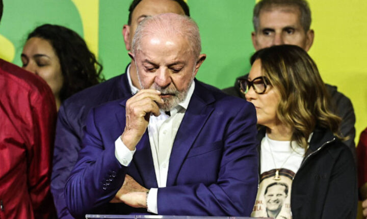 PT não viu que identidade política dos pobres mudou, aponta análise sobre o recado das urnas