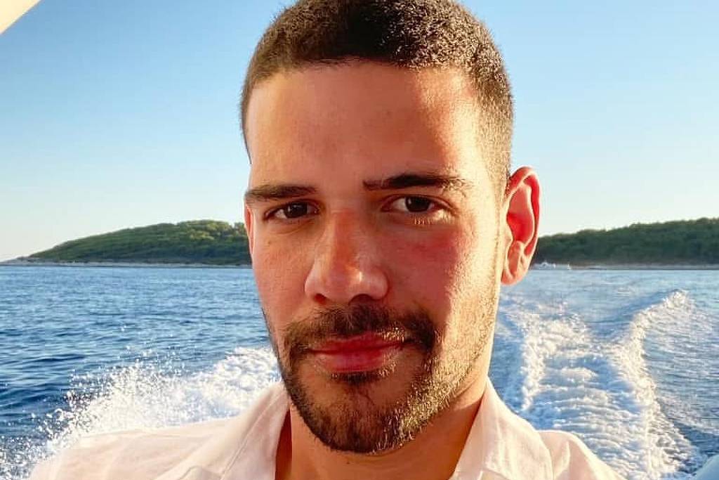 Médico de São Paulo morre após deixar motel e correr por rua na capital baiana