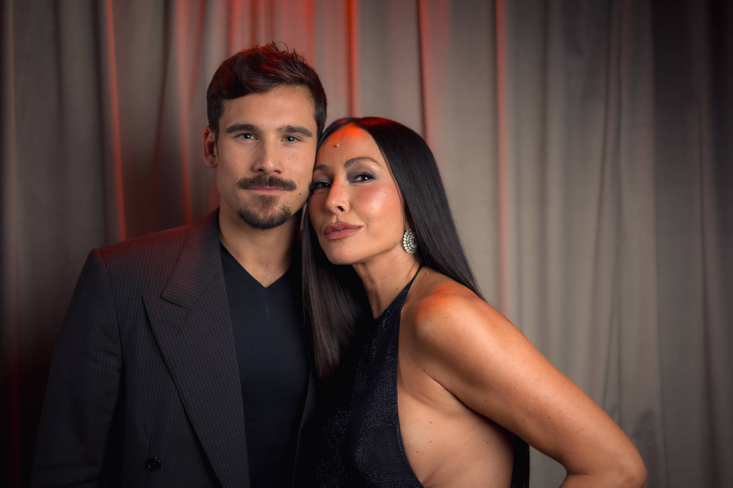 Masp reúne Sabrina Sato e Nicolas Prattes em tradicional noite de gala no museu