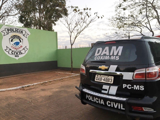 Homem é preso ao ser encontrado em casa com menina de 13 anos que faltou à aula