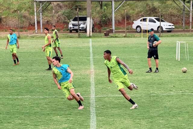 Pantanal aposta em técnico português e meia colombiano para Copa MS