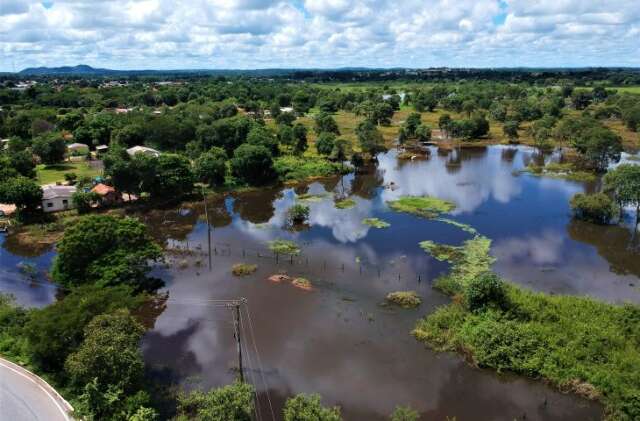 Rios Miranda e Dourados superam níveis de alerta após chuvas em Mato Grosso do Sul