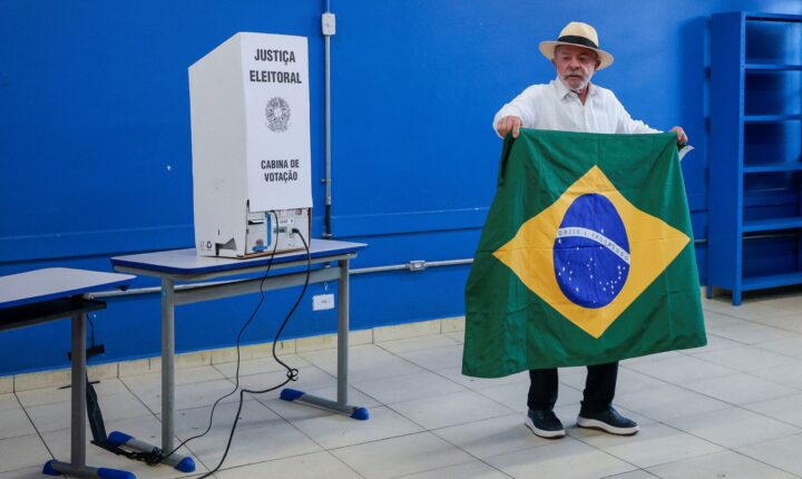Lula diz estar convencido de que ‘não há nenhuma razão’ para não ser reeleito no segundo turno
