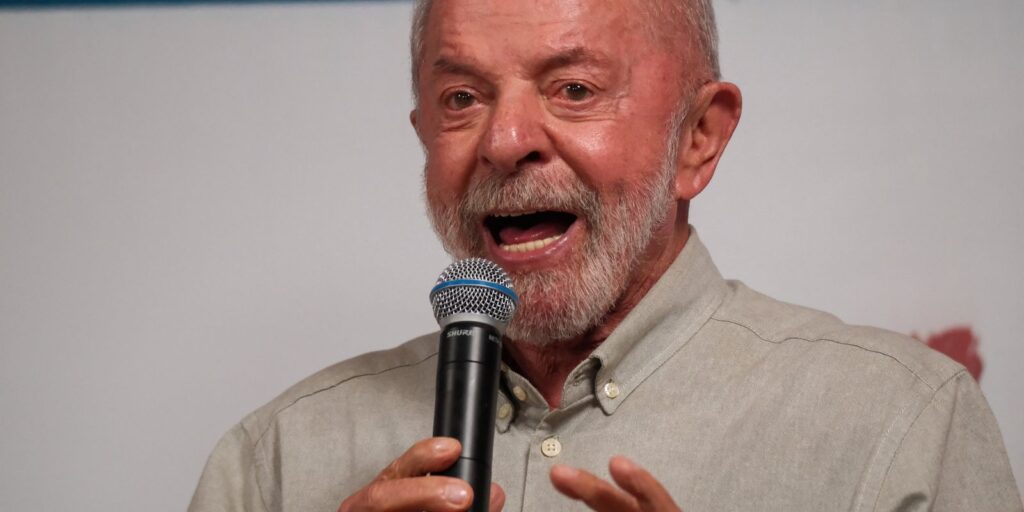 Campanha de Lula aceita condições de Flávio Bolsonaro para quebra de sigilo