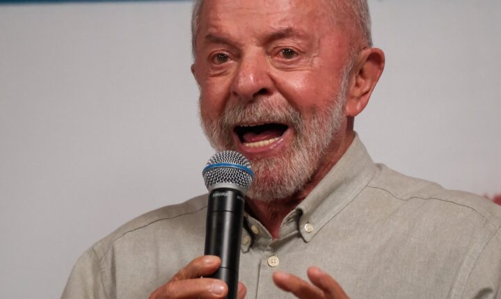 Campanha de Lula aceita condições de Flávio Bolsonaro para quebra de sigilo