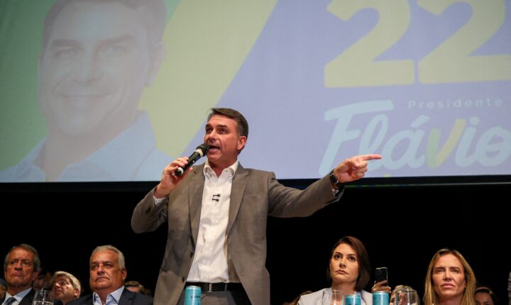 Primeiro Datafolha do 2º turno será termômetro das campanhas, com Flávio esperando aumentar distância para Lula