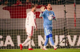 Campeonato Brasileiro tem Flamengo buscando a liderança e duelos decisivos neste domingo
