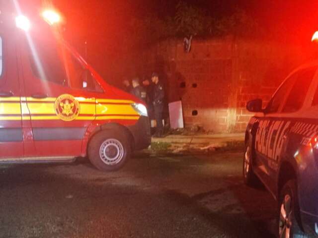 Briga em confraternização termina com homem esfaqueado em Campo Grande