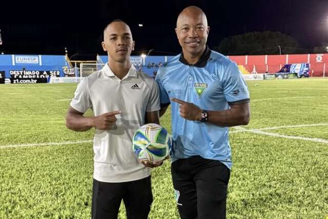 Pai e filho atuam juntos pela primeira vez na arbitragem em partida da Copa MS