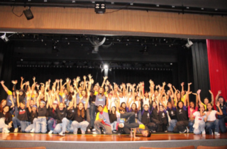 Projeto cultural no Guanandi encerra atividades de dança com apresentação no Teatro Aracy Balabanian