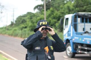 PRF limita abordagens por infrações leves nas rodovias federais durante o segundo turno