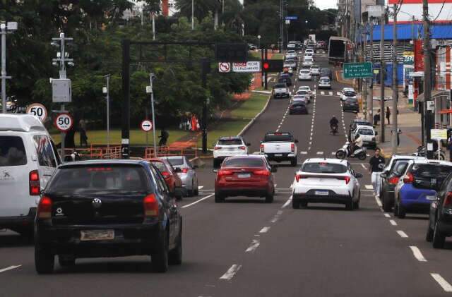Prazo para licenciamento de veículos com placa final 0 termina nesta sexta-feira em MS