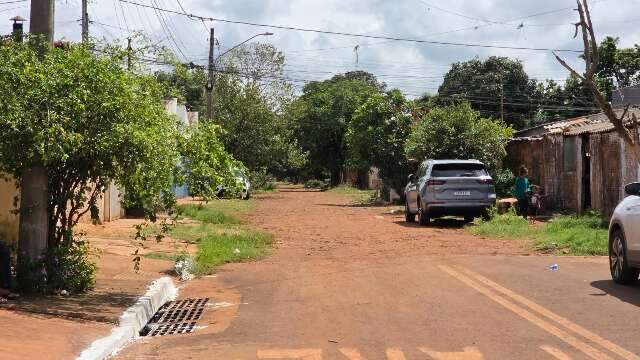 Prefeita autoriza início de obras de R$ 22 milhões para asfaltar 43 ruas