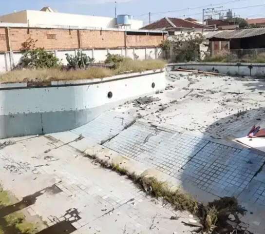 Sem virar creche, prédio do antigo Surian é alvo de novo procedimento do MP