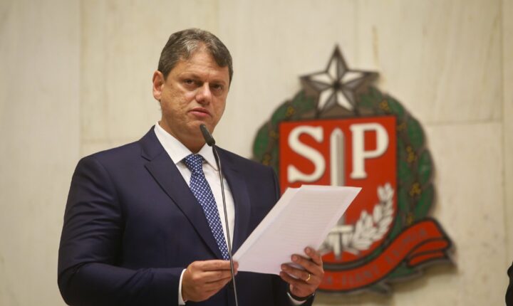 Tarcísio terá ampla maioria na Alesp após partidos da coalizão conquistarem dezenas de cadeiras em São Paulo