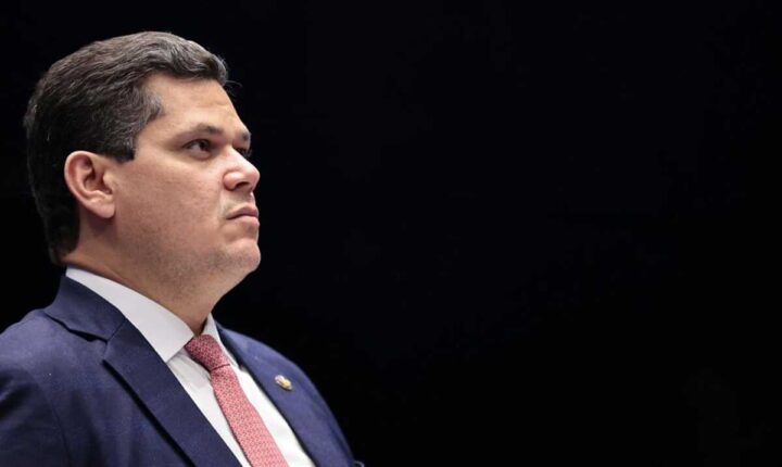 Senado define calendário para votar fim da escala 6×1 e redução de jornada