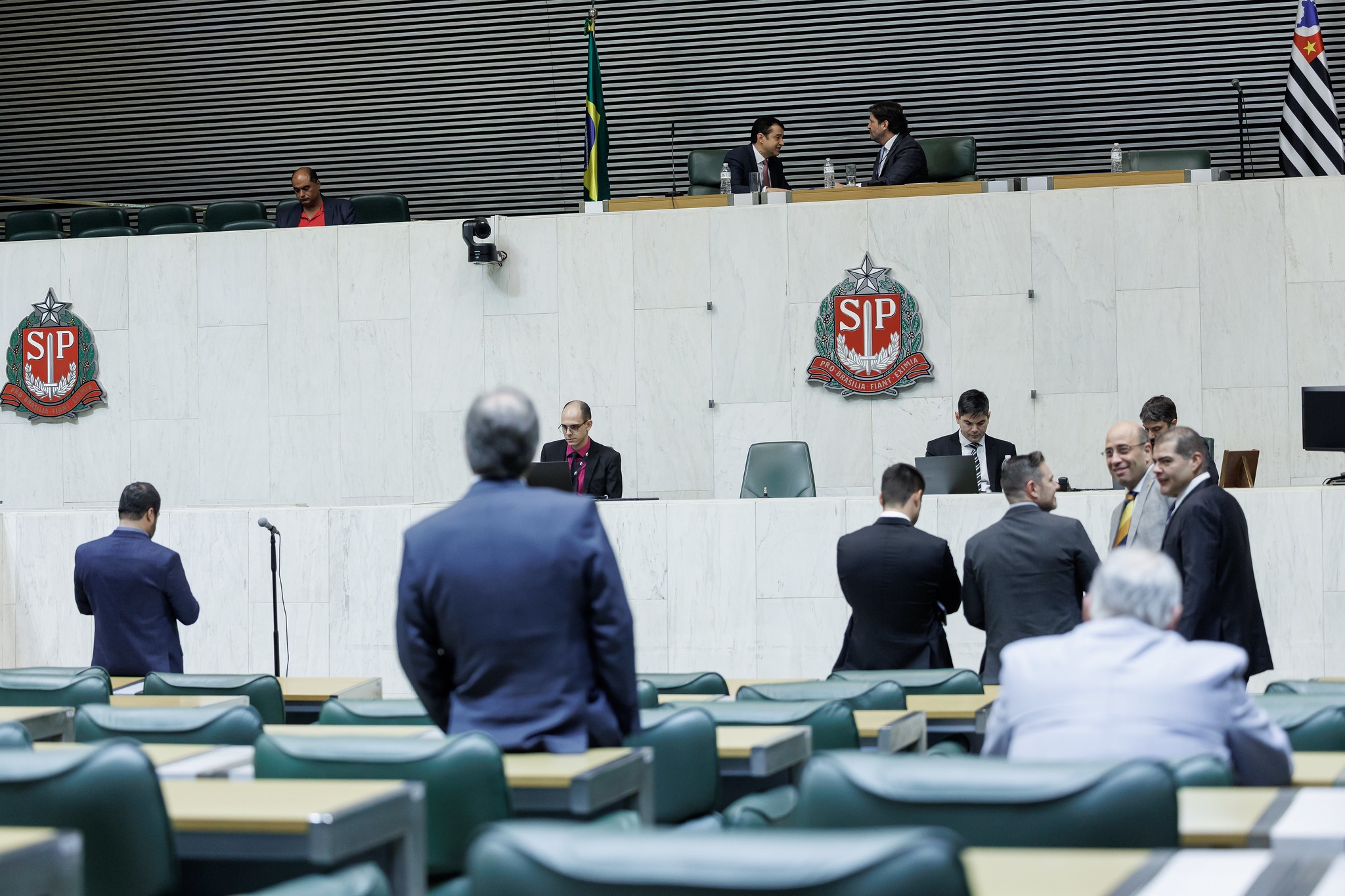 Alesp terá 35 estreantes em 2027, com ex-prefeitos, vereadores, policiais e familiares de políticos