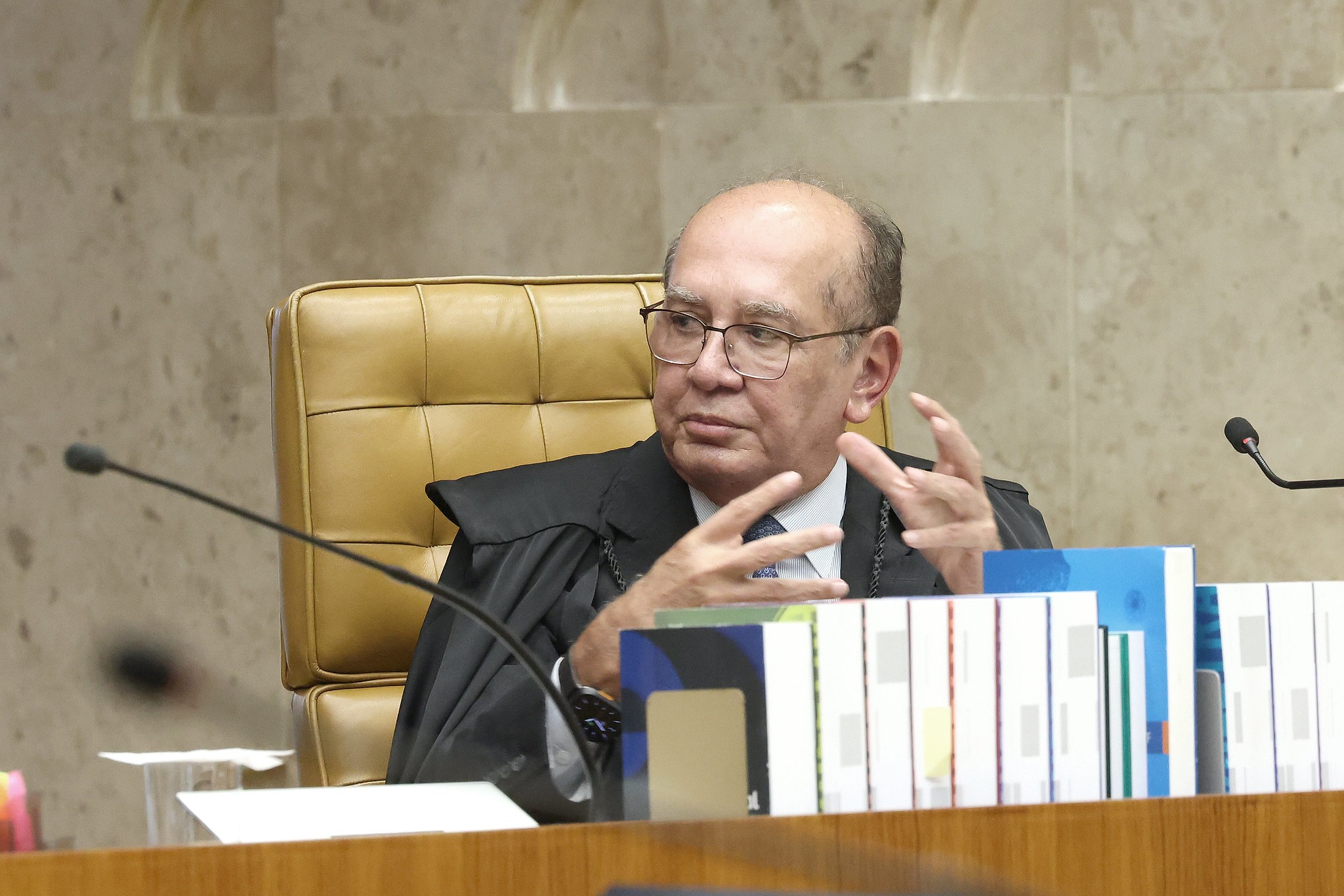 Ministro Gilmar Mendes ironiza polêmica sobre postagens de Nossa Senhora em sessão do STF