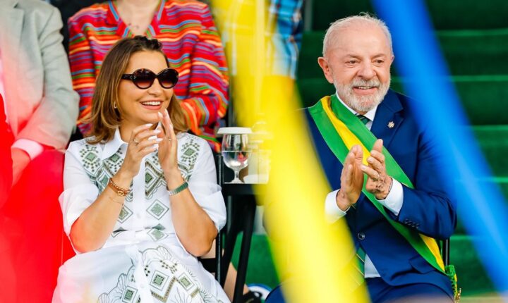 Gabinete diz que Janja seguirá na campanha de Lula; atuação da primeira-dama é alvo de críticas