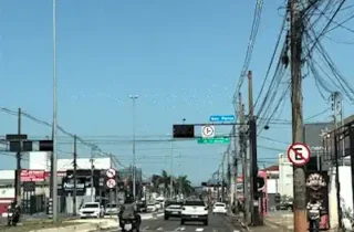 Furtos de 12 controladores deixam semáforos apagados na Capital