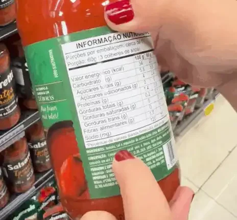 Leitura de rótulos divide consumidores e exige atenção a termos como light e diet