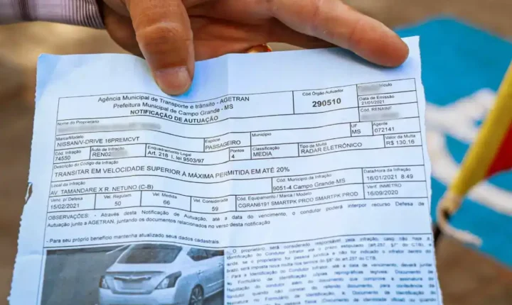 Motoristas em MS enfrentam longa espera em recursos de multas de trânsito