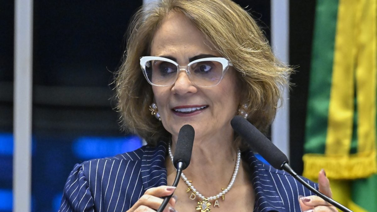 Damares apoia fim da escala 6×1, mas classifica pauta como eleitoreira