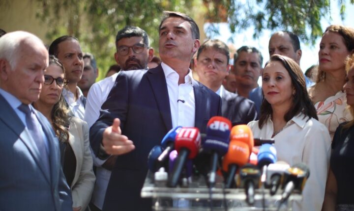 Flávio nega corte em aposentadoria e cita reajuste acima da inflação