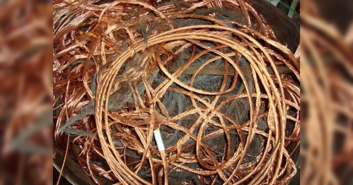 Ladrão invade igreja na madrugada, mas foge de mãos vazias em Apucarana
