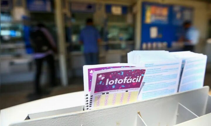 Lotofácil: Paraná domina sorteio e duas apostas levam R$ 510 mil cada