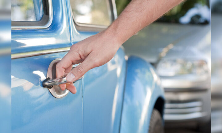 Cartões furtados de carro destrancado bancam compras em Apucarana