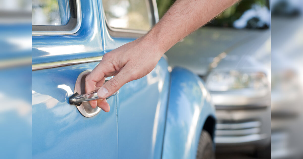 Cartões furtados de carro destrancado bancam compras em Apucarana