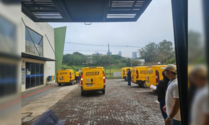 Apucarana inicia transporte de urnas eletrônicas para locais de votação deste domingo