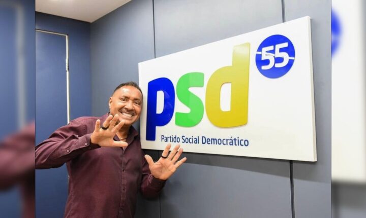 Com apenas 5,5 mil votos no Ceará, Tiririca perde eleição e encerra 16 anos na Câmara
