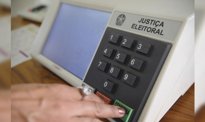 Fim das eleições estaduais no Paraná direciona o foco político para o pleito municipal de 2028
