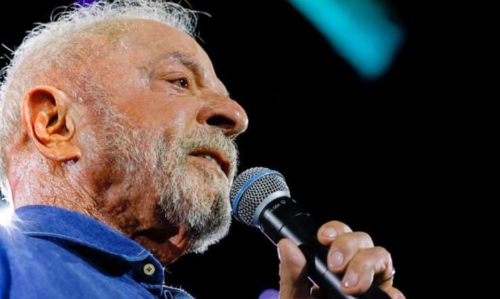 Lula avalia proibir bancos de emitirem mais de um cartão por pessoa