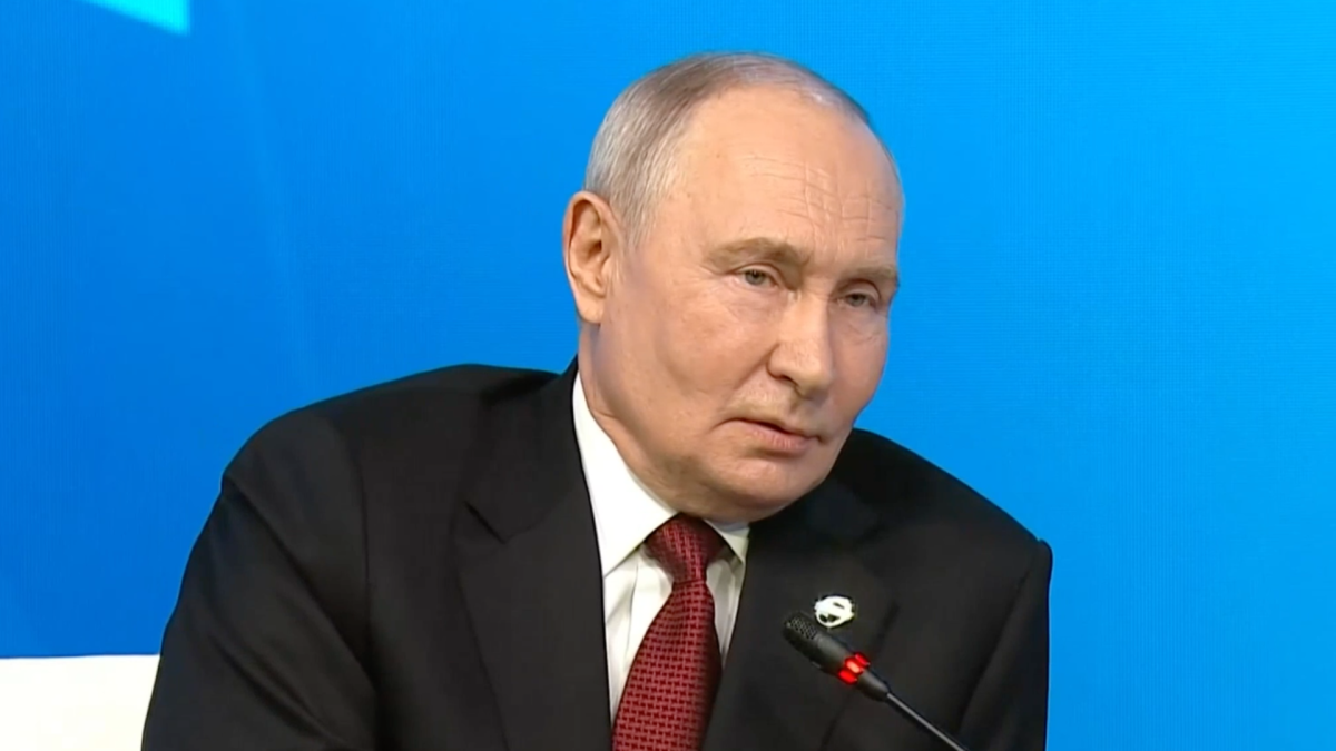 Putin diz que Ocidente ergue “nova Cortina de Ferro”
