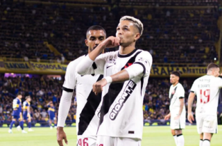 Vasco e Boca Juniors duelam no Maracanã por vaga na final da Copa Sul-Americana