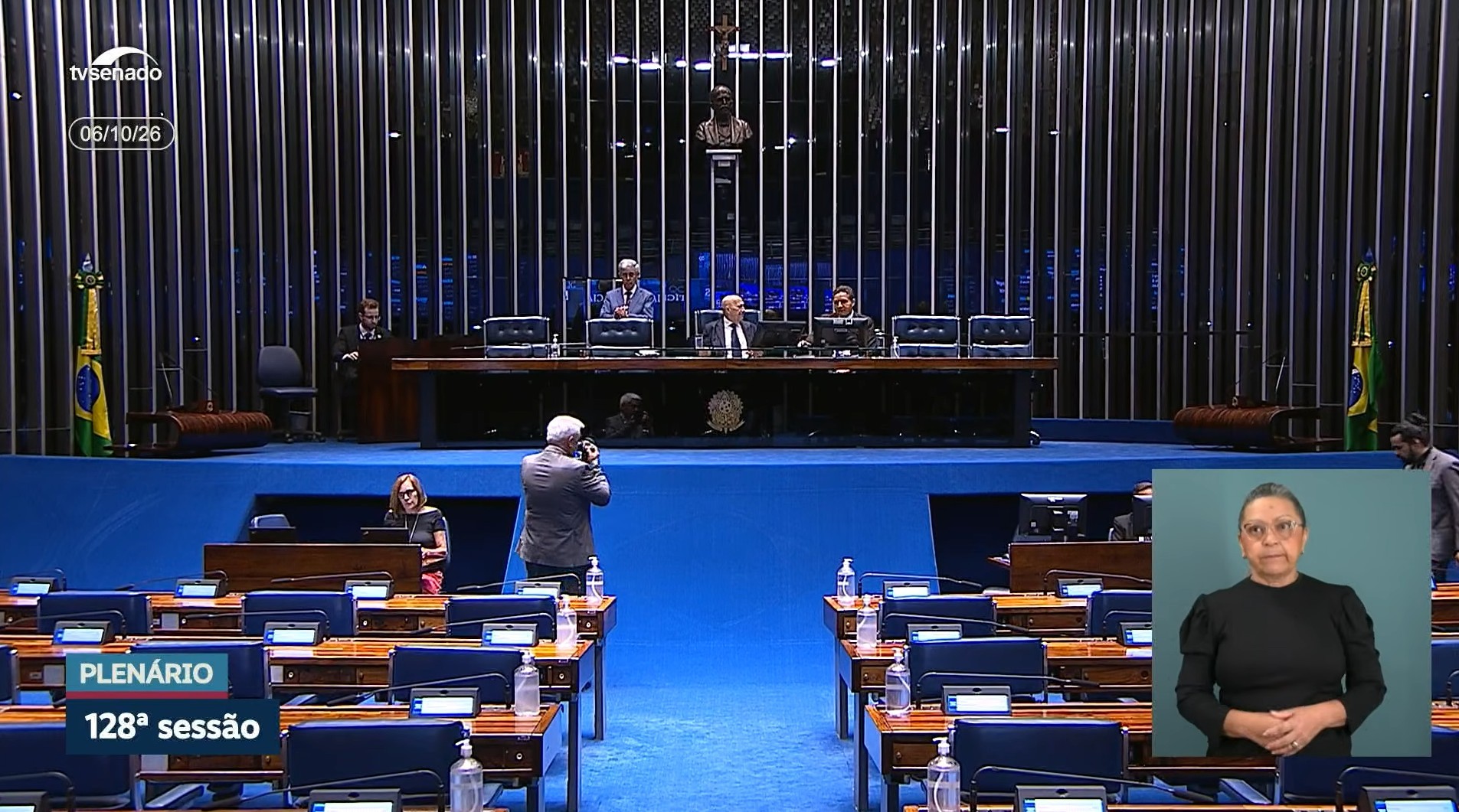 Senado começa a discutir PEC do fim da escala 6×1 após o 1º turno das eleições