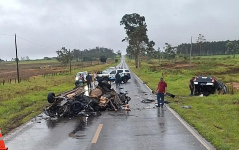 Colisão na rodovia MS-164 deixa casal morto e três feridos em Ponta Porã