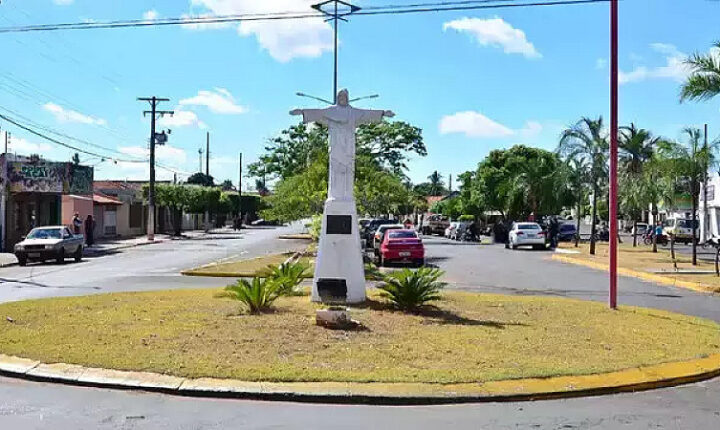 Confusão envolvendo 4 pessoas acaba com jovem de 20 anos morto a facadas em Paranaíba
