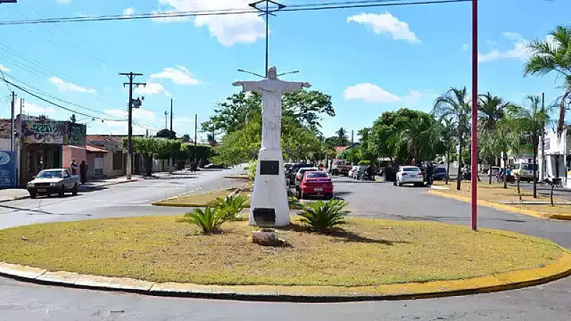 Confusão envolvendo 4 pessoas acaba com jovem de 20 anos morto a facadas em Paranaíba