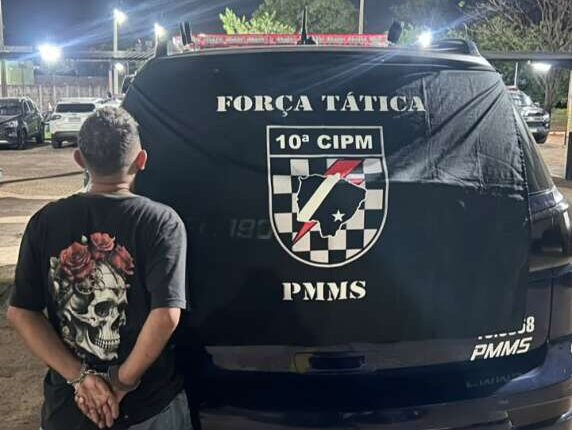 Briga por retrovisor termina com adolescente de 14 anos baleado na cabeça em Campo Grande